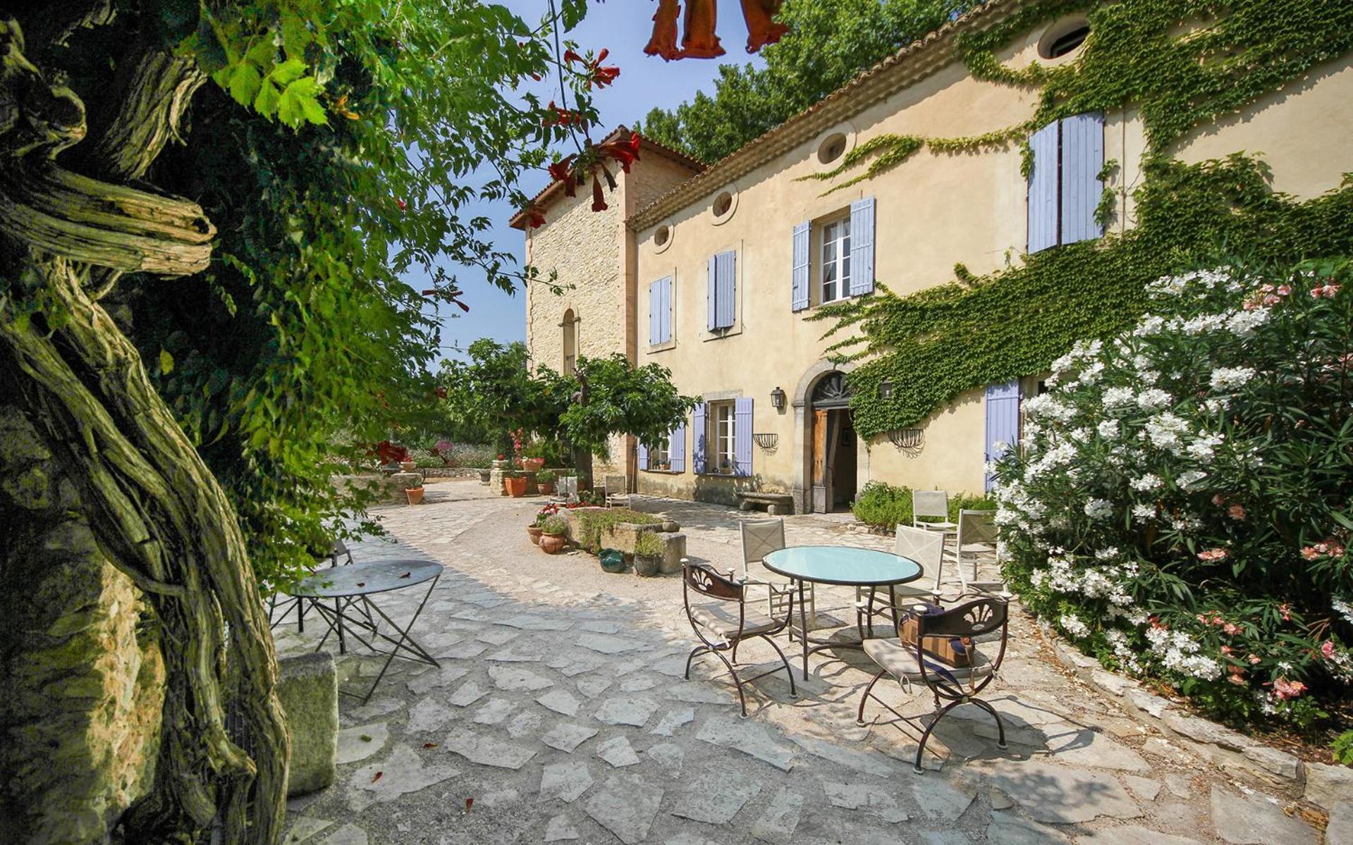Les Carmes And Spa Le Thor Exteriér fotografie